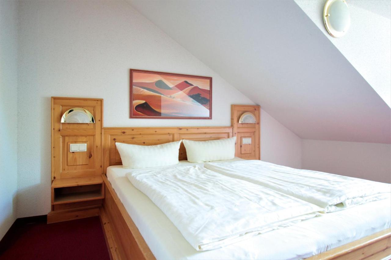 Ruhiges Doppelzimmer Im Hotel Ahornhof 린드버그 외부 사진